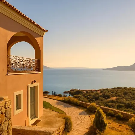 Filistron Seaview -tranquil Coastal Gem Holiday home Taktikoupoli