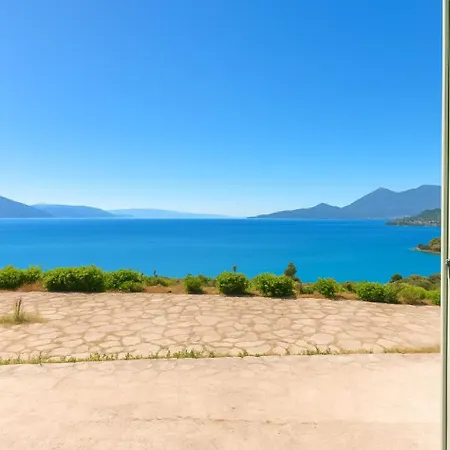 펜션 Filistron Seaview Nest - Views, Comfort & Calm Taktikoupoli